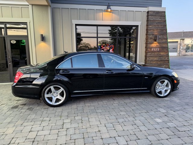 Vehicle image 23 of 69