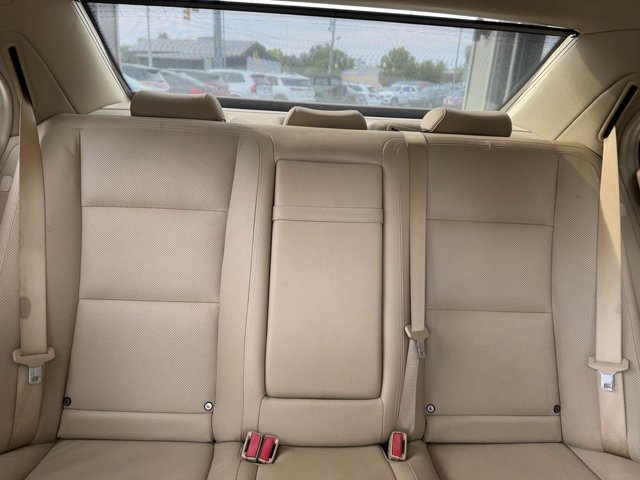 Vehicle image 36 of 69
