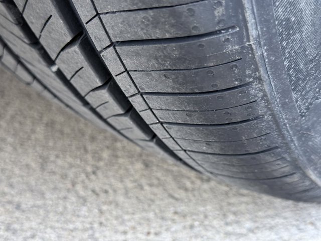 Vehicle image 66 of 69