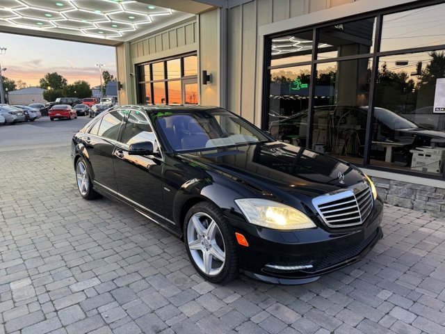 Vehicle image 13 of 69