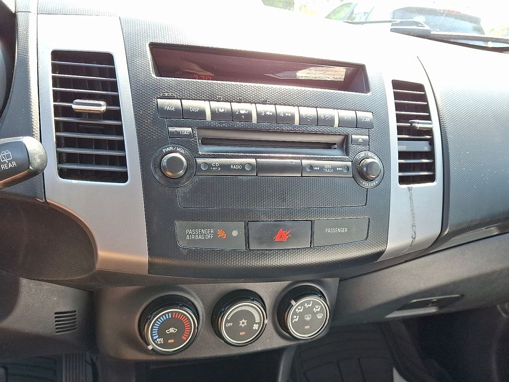 Vehicle image 18 of 30