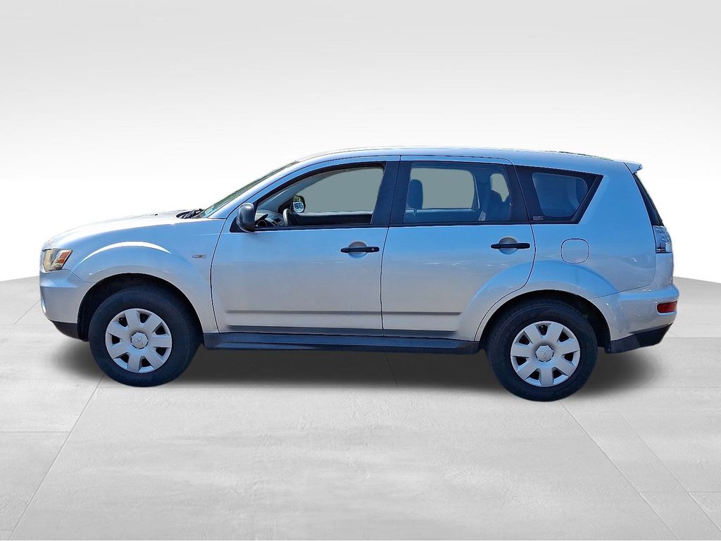 Vehicle image 7 of 30