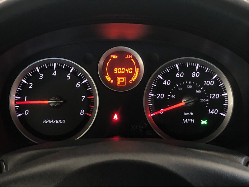 2010 Nissan Sentra 2.0 Image 16 of 21