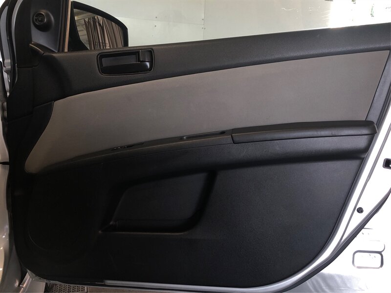 2010 Nissan Sentra 2.0 Image 20 of 21