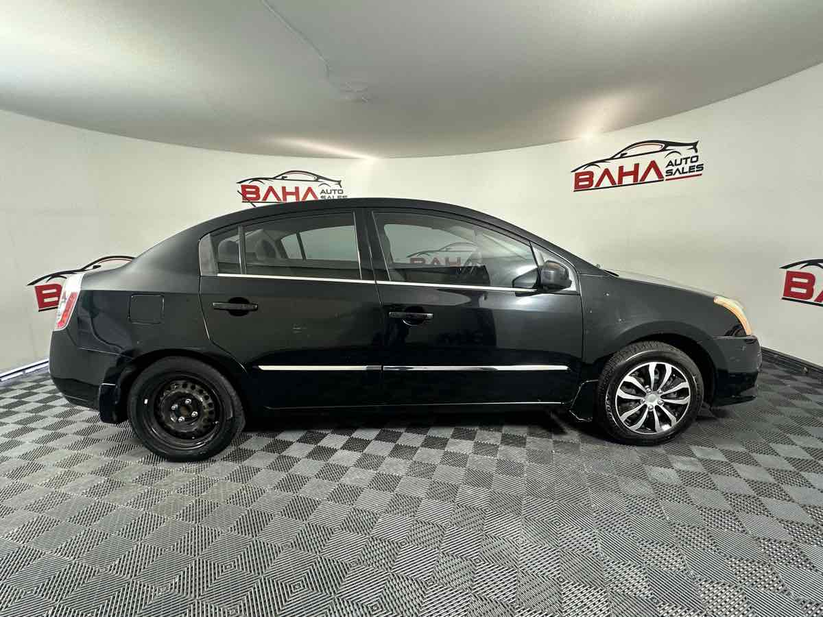 2010 Nissan Sentra 2.0 S Image 5 of 15