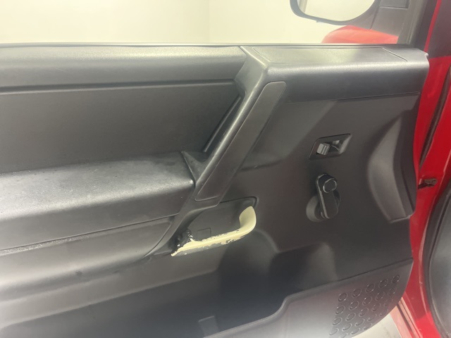 Vehicle image 22 of 26