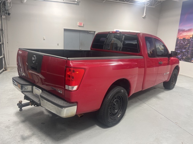 Vehicle image 4 of 26