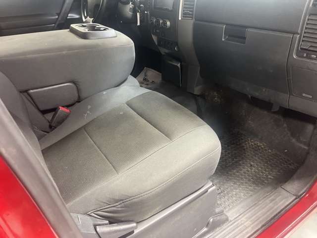 Vehicle image 13 of 26