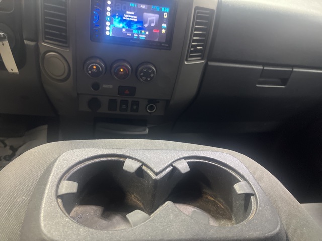 Vehicle image 21 of 26