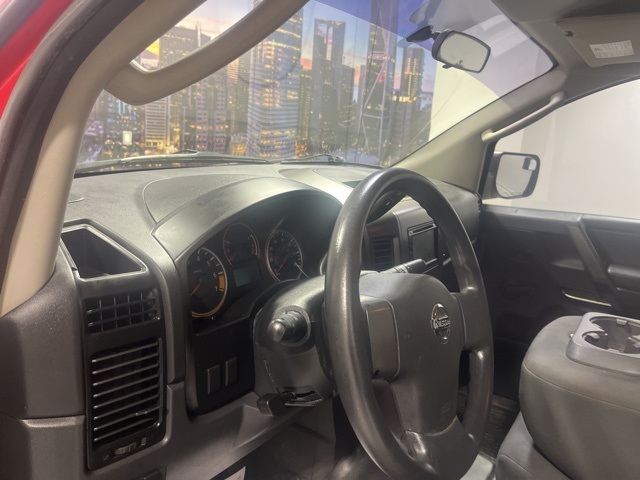 Vehicle image 14 of 26
