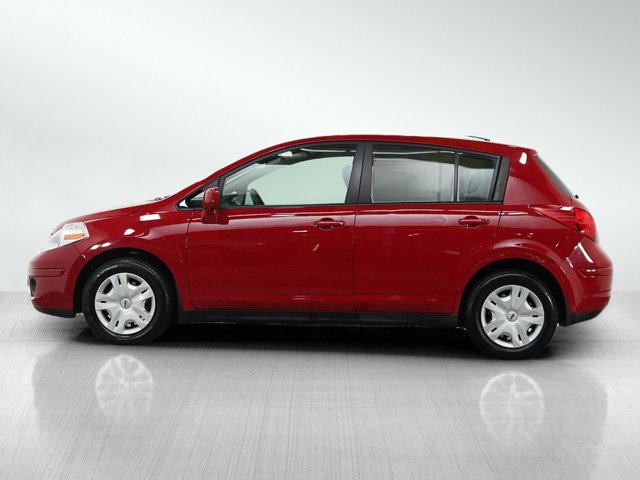 2010 Nissan Versa 1.8 S Image 8 of 26