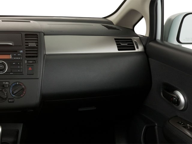 Vehicle image 14 of 23