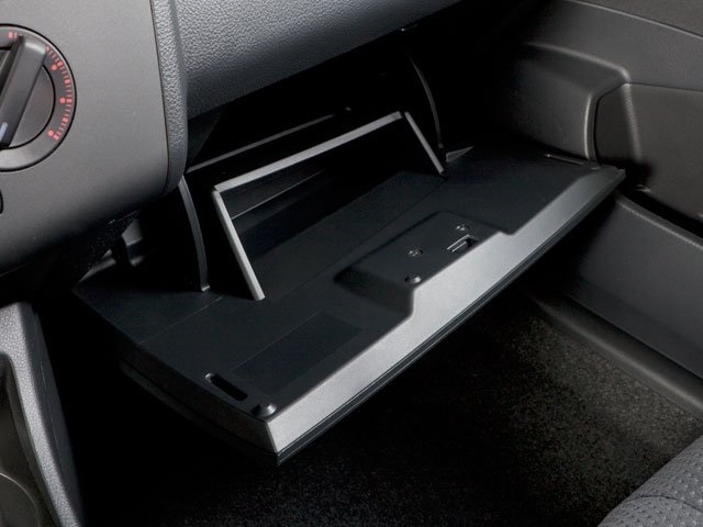 Vehicle image 17 of 23
