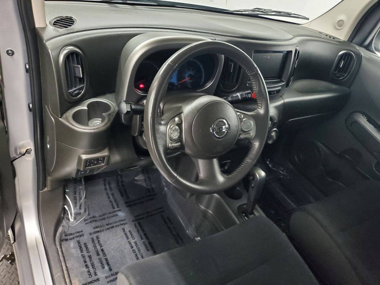 2010 Nissan Cube 1.8 S Image 8 of 22