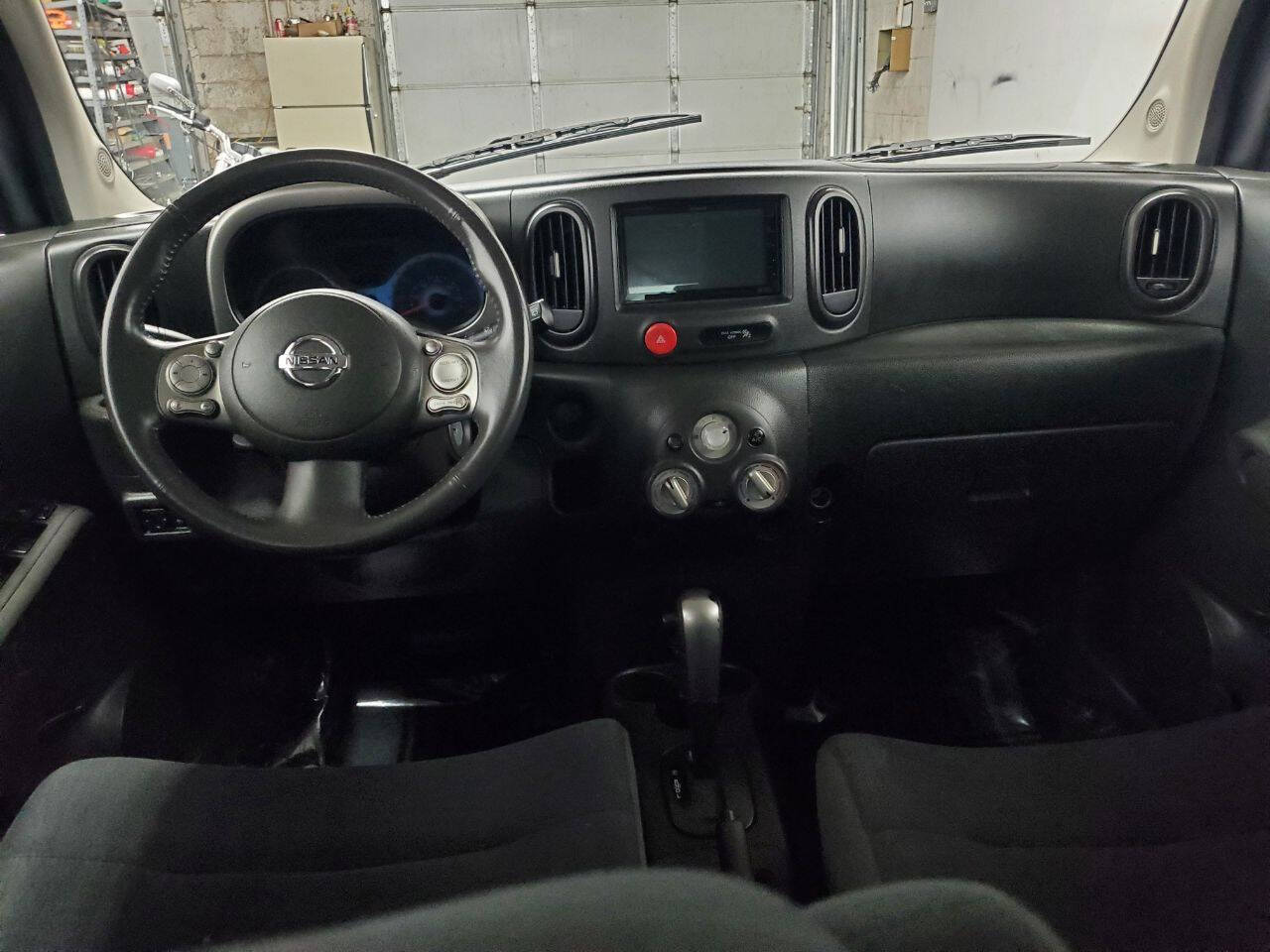 2010 Nissan Cube 1.8 S Image 11 of 22