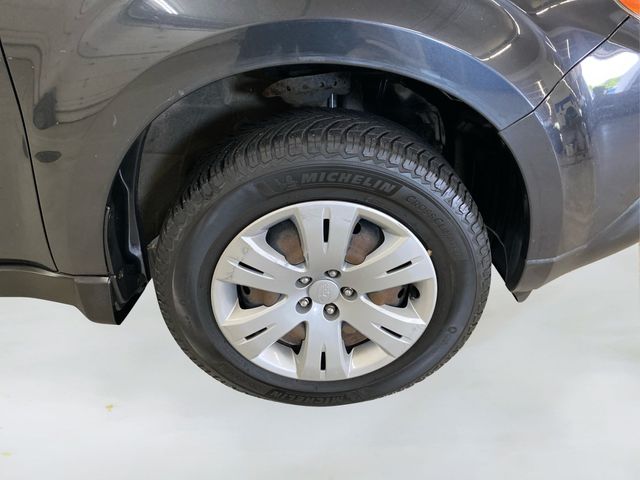 Vehicle image 12 of 26