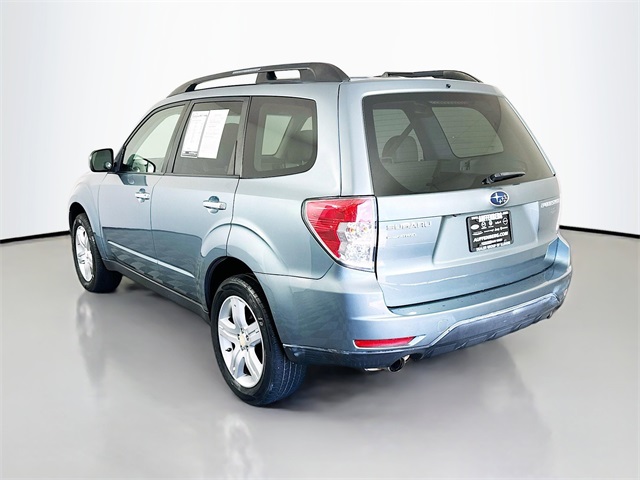 2010 Subaru Forester 2.5X Limited Image 7 of 29