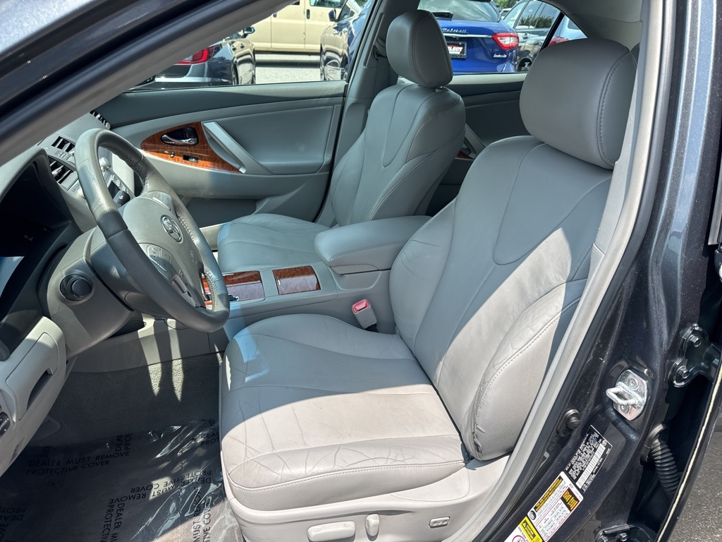 Vehicle image 5 of 20