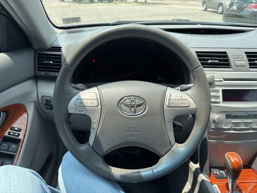 Vehicle image 8 of 20