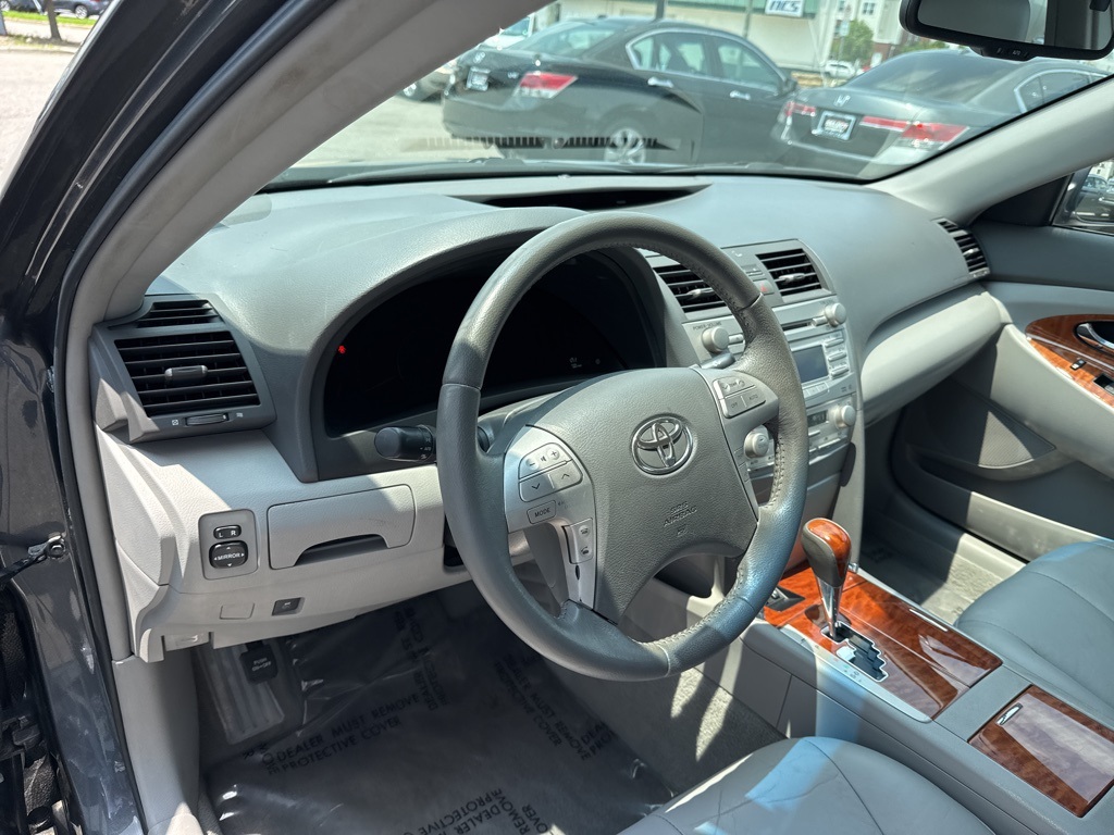 Vehicle image 7 of 20