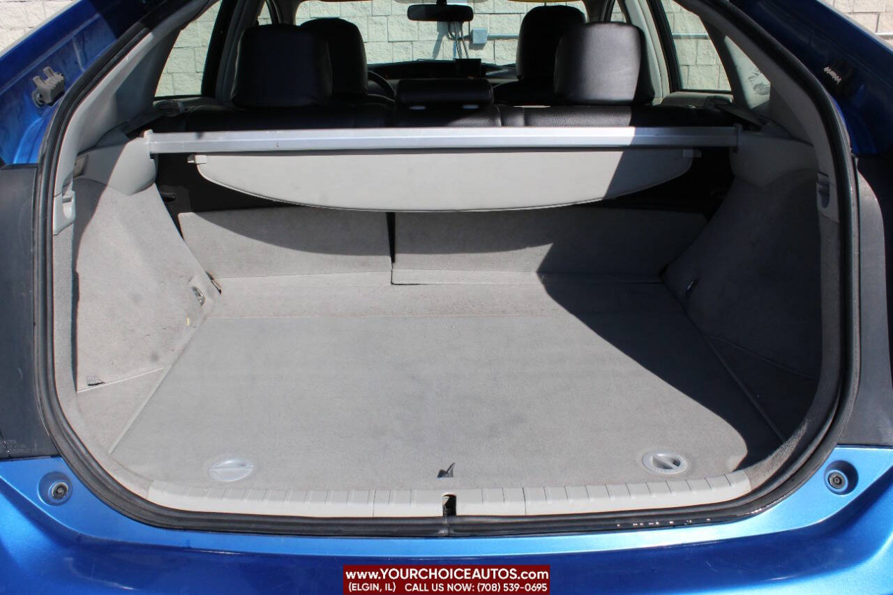 Vehicle image 9 of 21