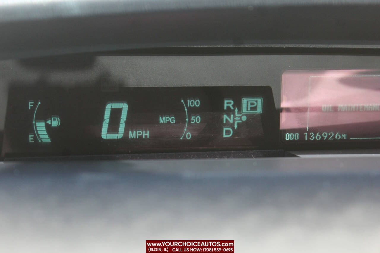 Vehicle image 18 of 21