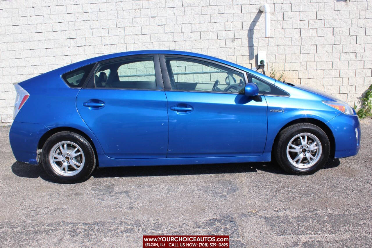 Vehicle image 4 of 21