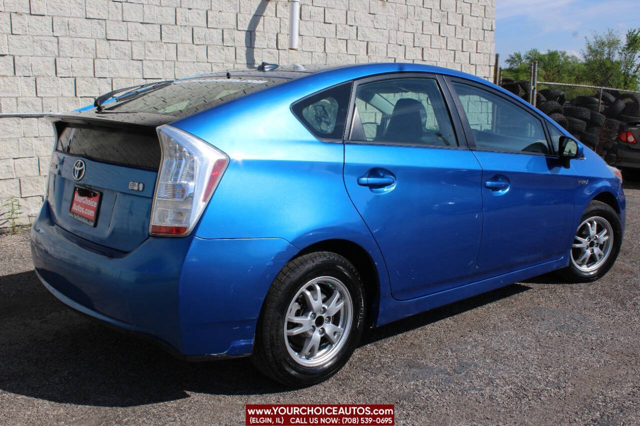 Vehicle image 5 of 21