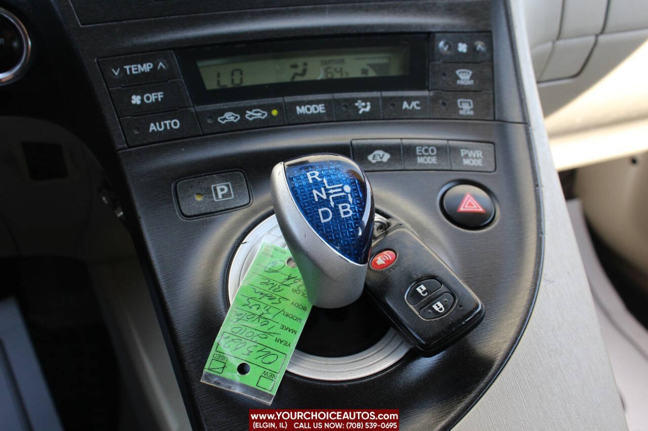 Vehicle image 20 of 21