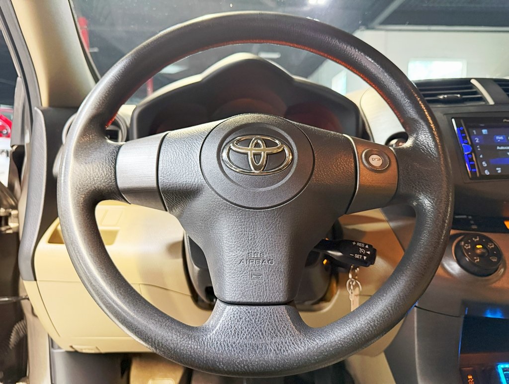 Vehicle image 20 of 31