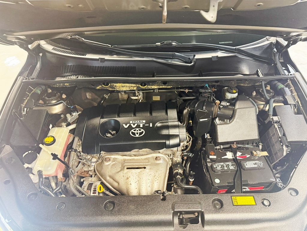 Vehicle image 8 of 31