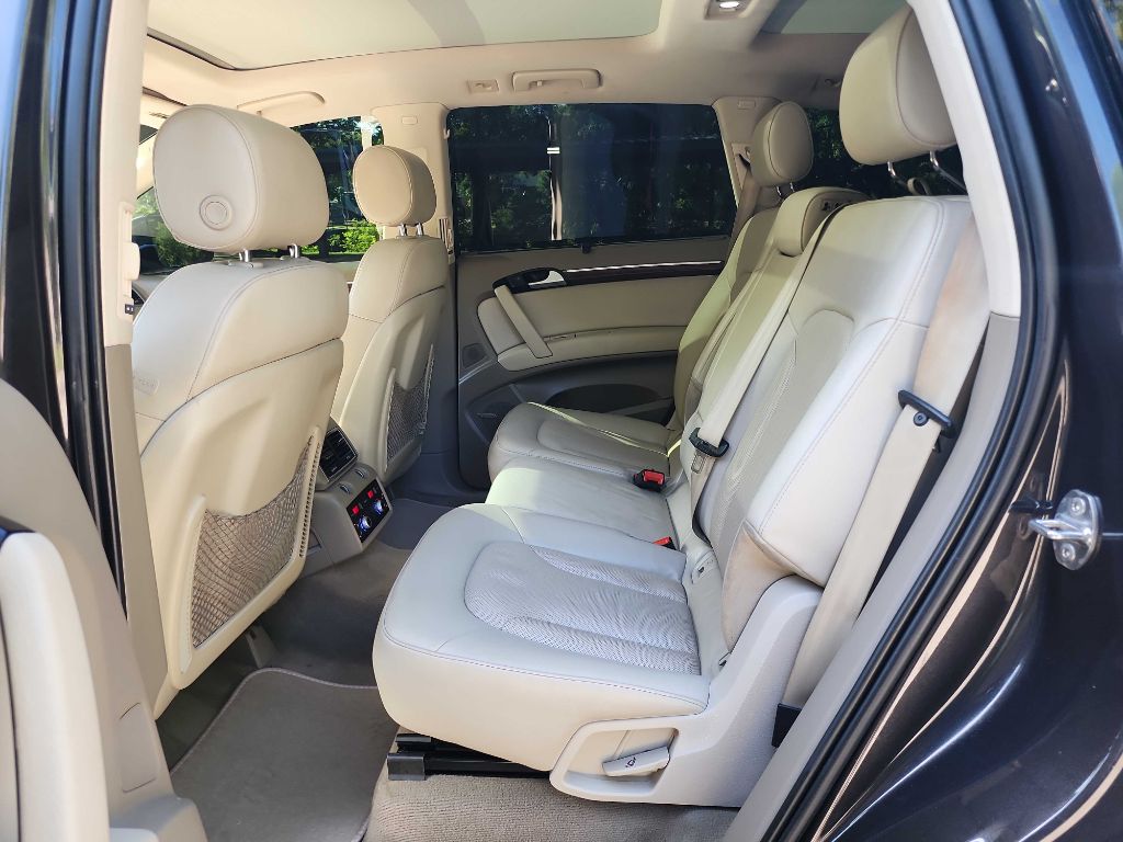 2011 Audi Q7 3.0L TDI Prestige Image 29 of 44