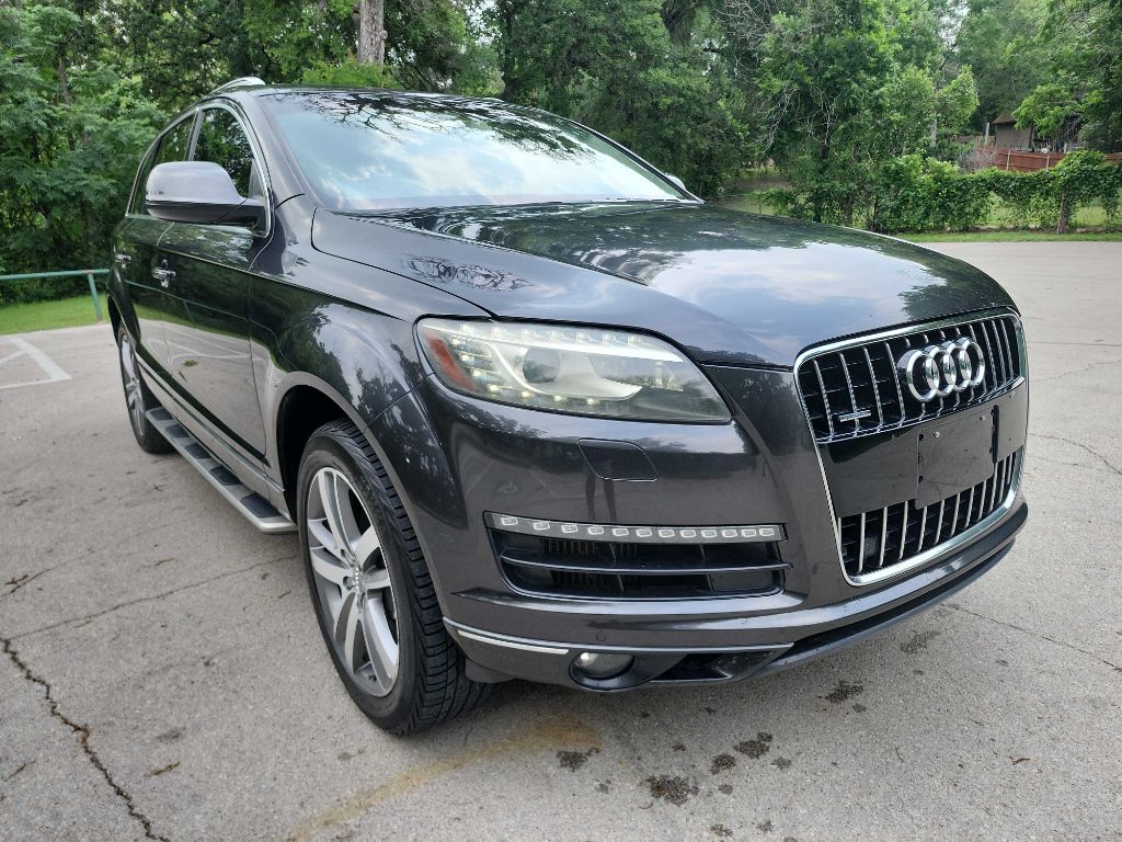 2011 Audi Q7 3.0L TDI Prestige Image 2 of 44