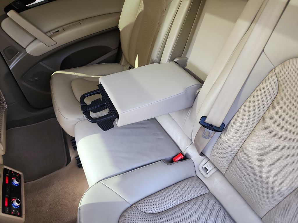2011 Audi Q7 3.0L TDI Prestige Image 32 of 44