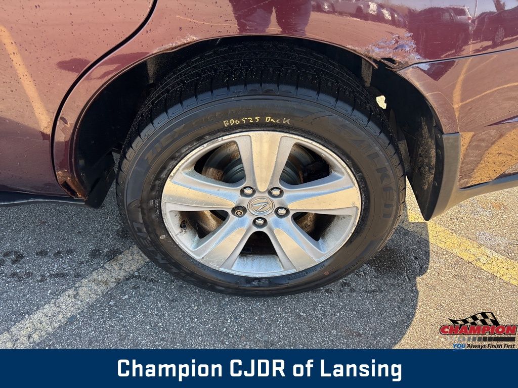 Vehicle image 10 of 34