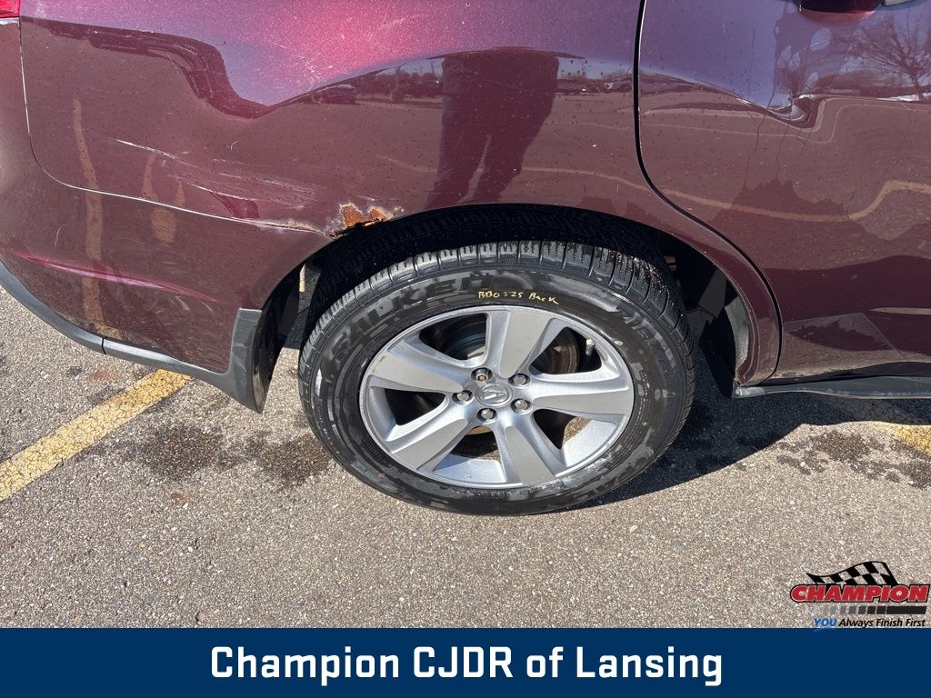 Vehicle image 13 of 34