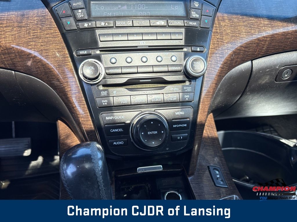 Vehicle image 26 of 34
