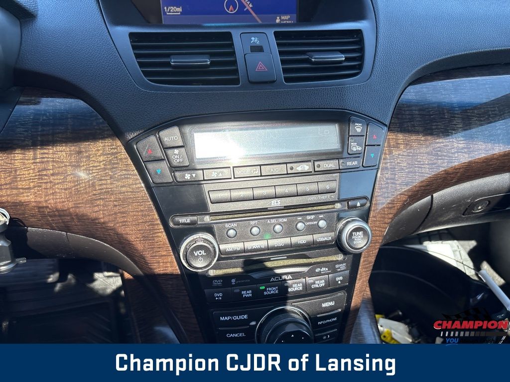 Vehicle image 18 of 34