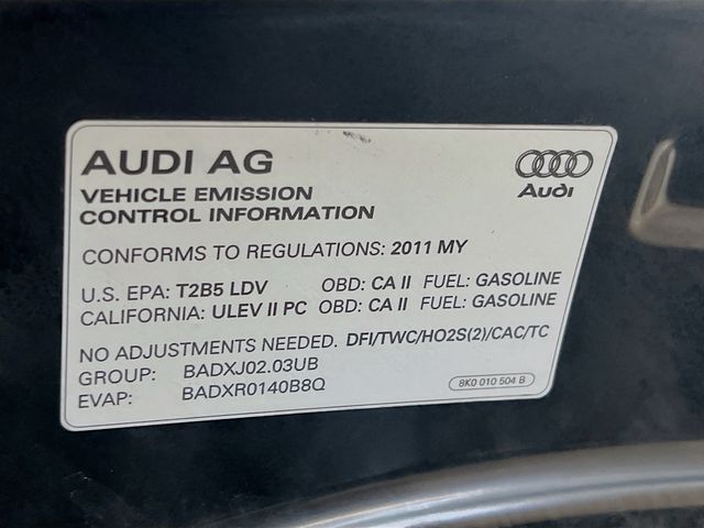 Vehicle image 28 of 33