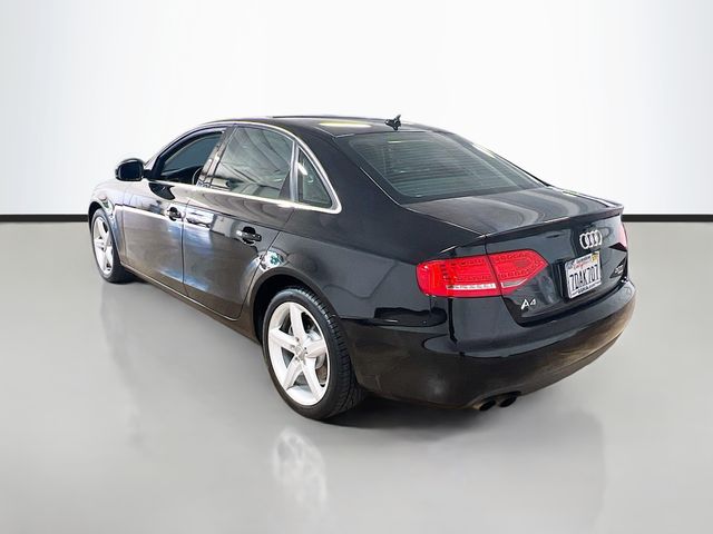 Vehicle image 7 of 33