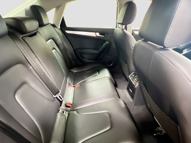Vehicle image 13 of 33