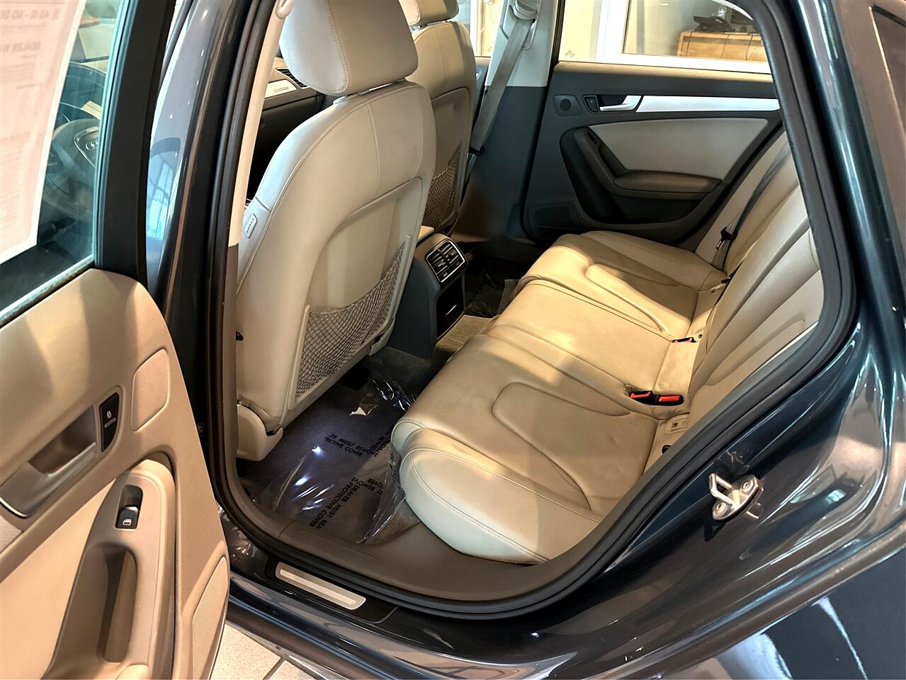 2011 Audi A4 2.0T Premium Plus Image 12 of 36