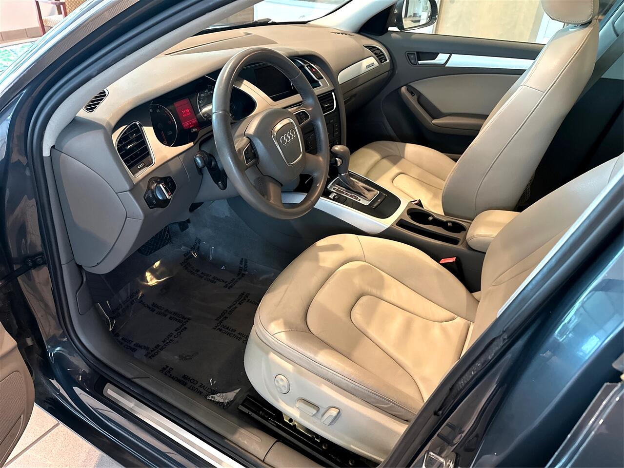 2011 Audi A4 2.0T Premium Plus Image 11 of 36