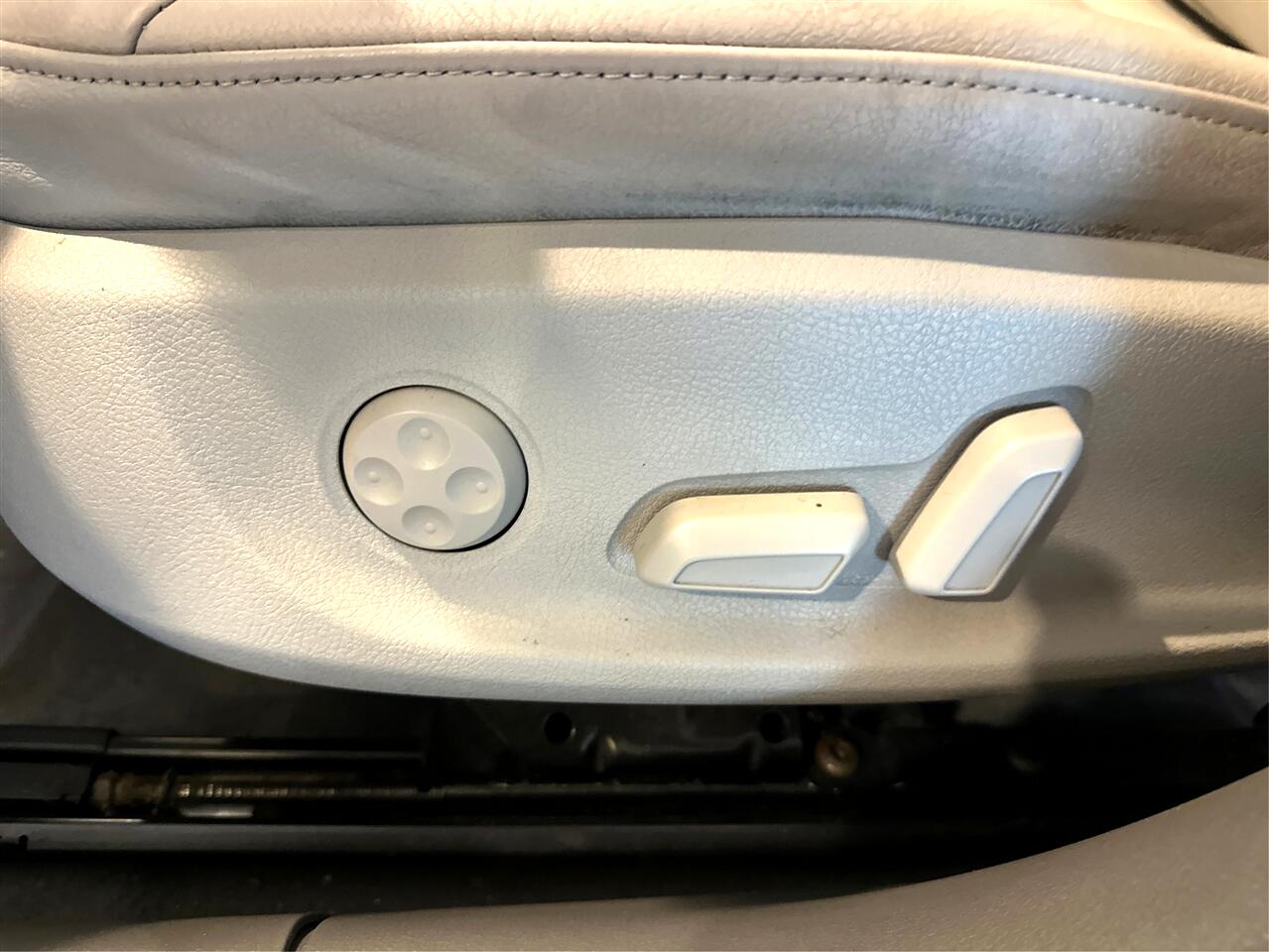 2011 Audi A4 2.0T Premium Plus Image 22 of 36