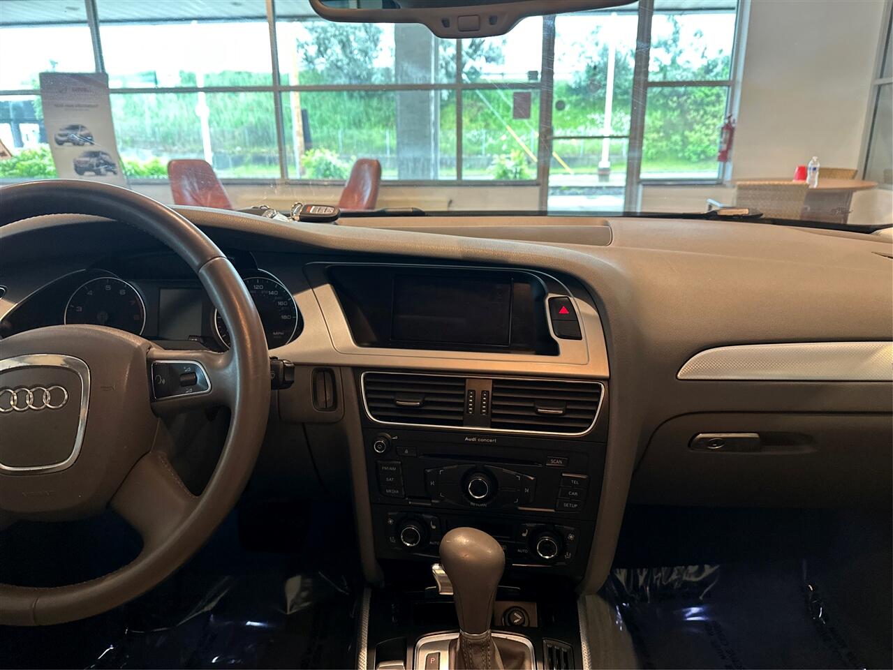 2011 Audi A4 2.0T Premium Plus Image 16 of 36