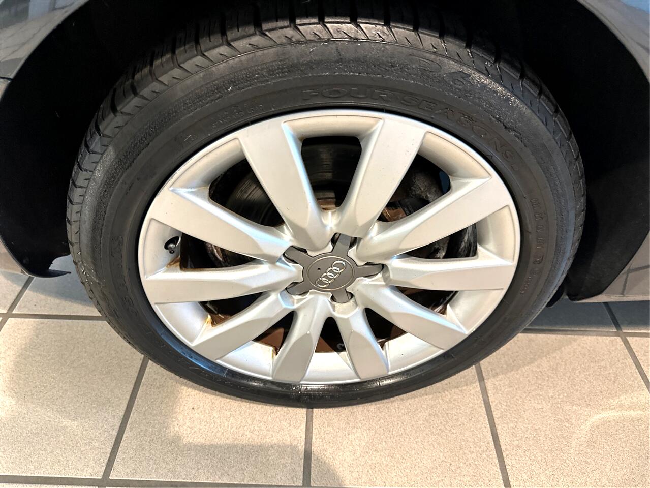 2011 Audi A4 2.0T Premium Plus Image 28 of 36