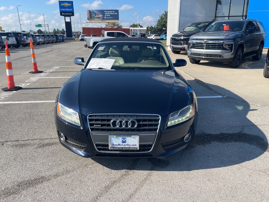 2011 Audi A5 2.0T Premium Plus Image 2 of 26
