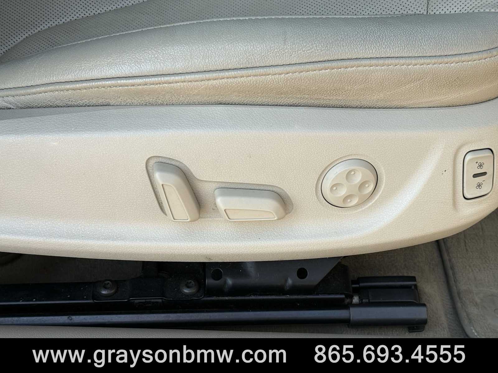 2011 Audi A5 2.0T Premium Plus Image 23 of 32