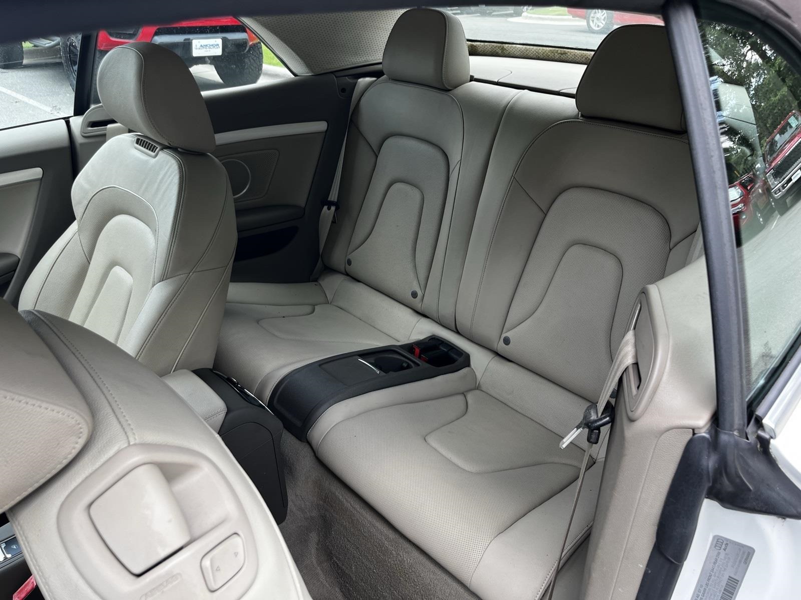 2011 Audi A5 2.0T Prestige Image 13 of 39