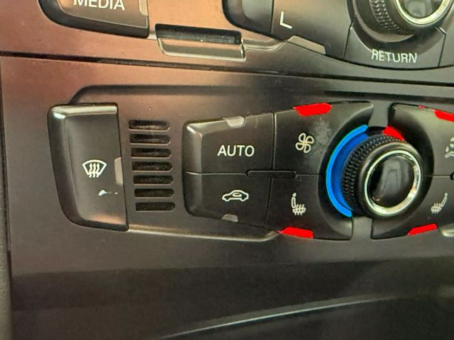 Vehicle image 38 of 46
